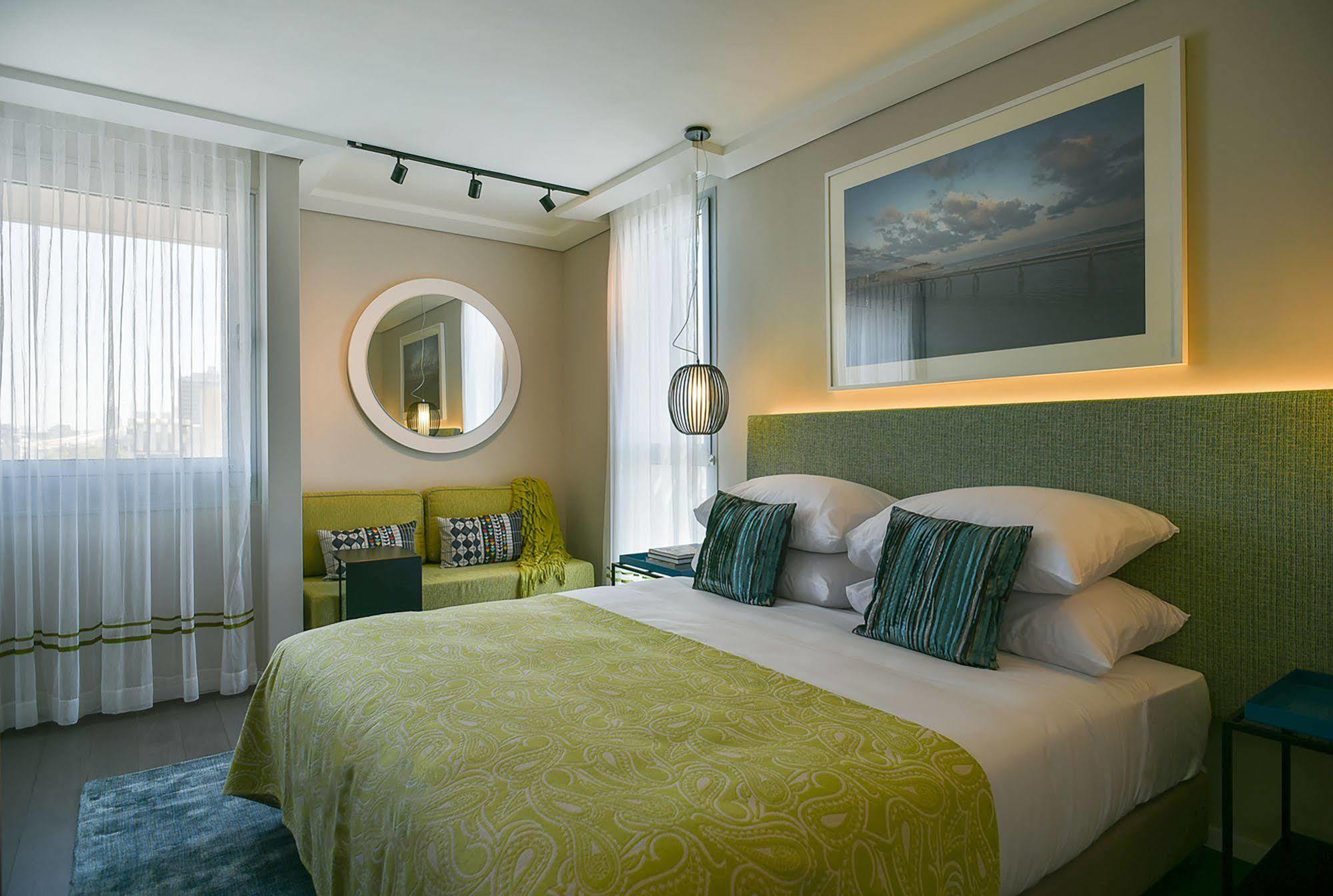 Tal By The Beach - An Atlas Boutique Hotel Tel Aviv Exterior foto